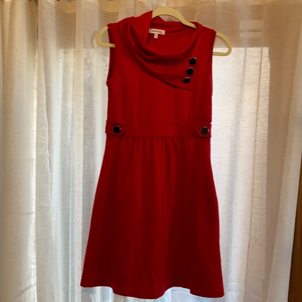 Short red dress in size medium. Monteau